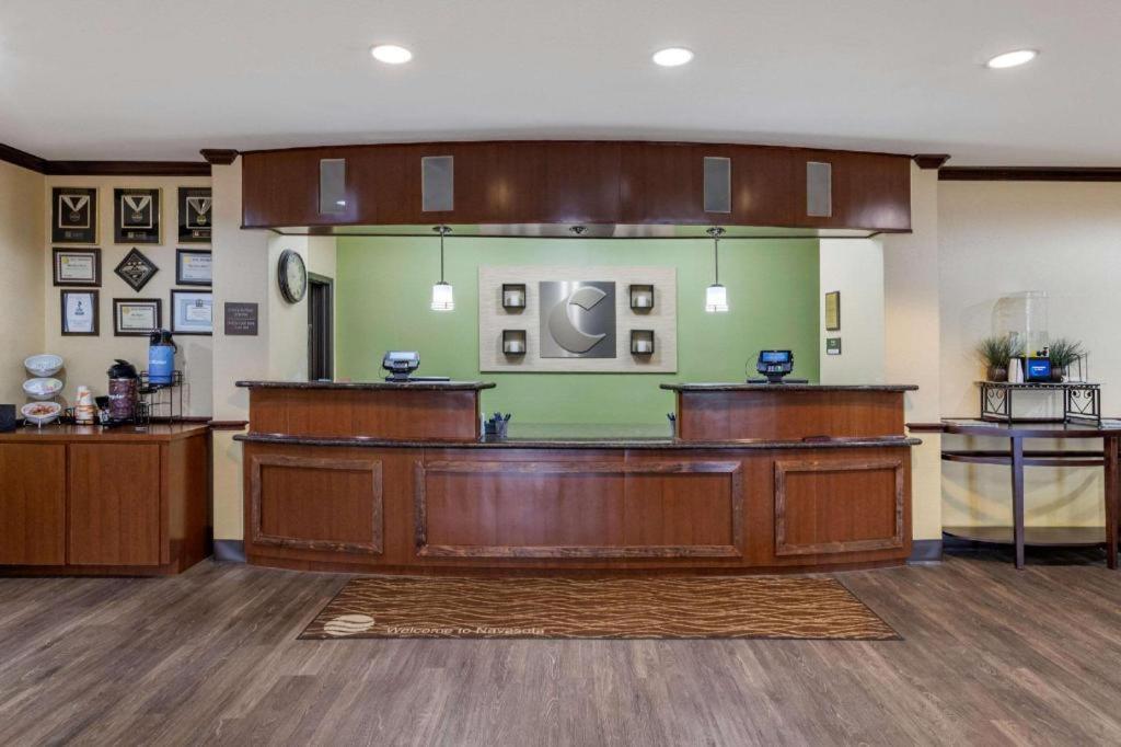Comfort Inn & Suites Navasota Eksteriør billede