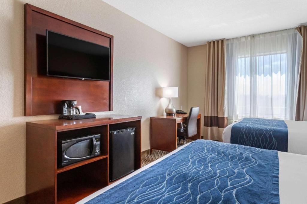 Comfort Inn & Suites Navasota Eksteriør billede